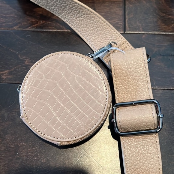 Like dreams barrel bag NWOT - Picture 2 of 11